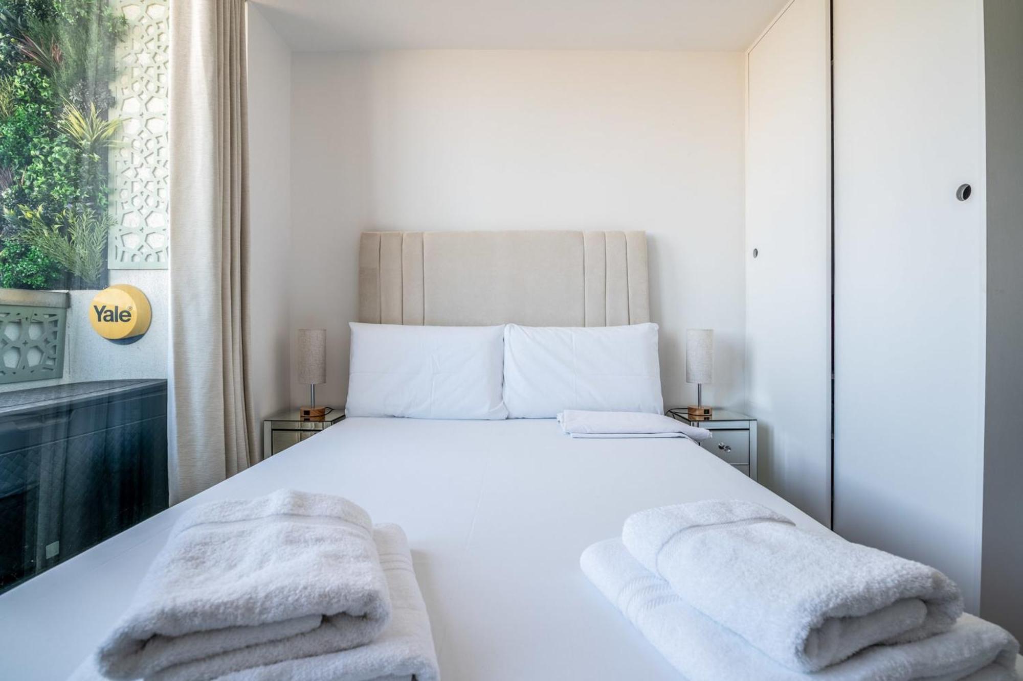 Canary Wharf Retreat With Free Secure Parking London Exterior foto